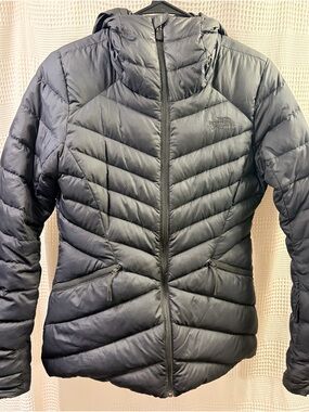 The North Face Women's Black Quilted Hooded Puffer Jacket